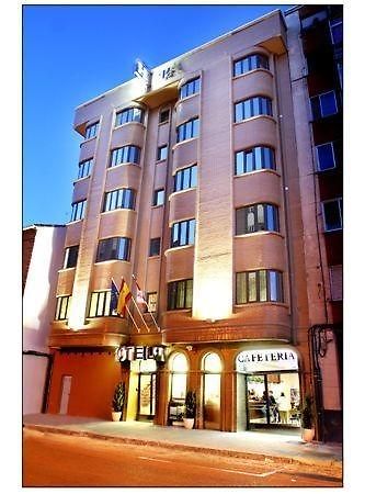 Hotel Alisi اراندا دي دويرو المظهر الخارجي الصورة